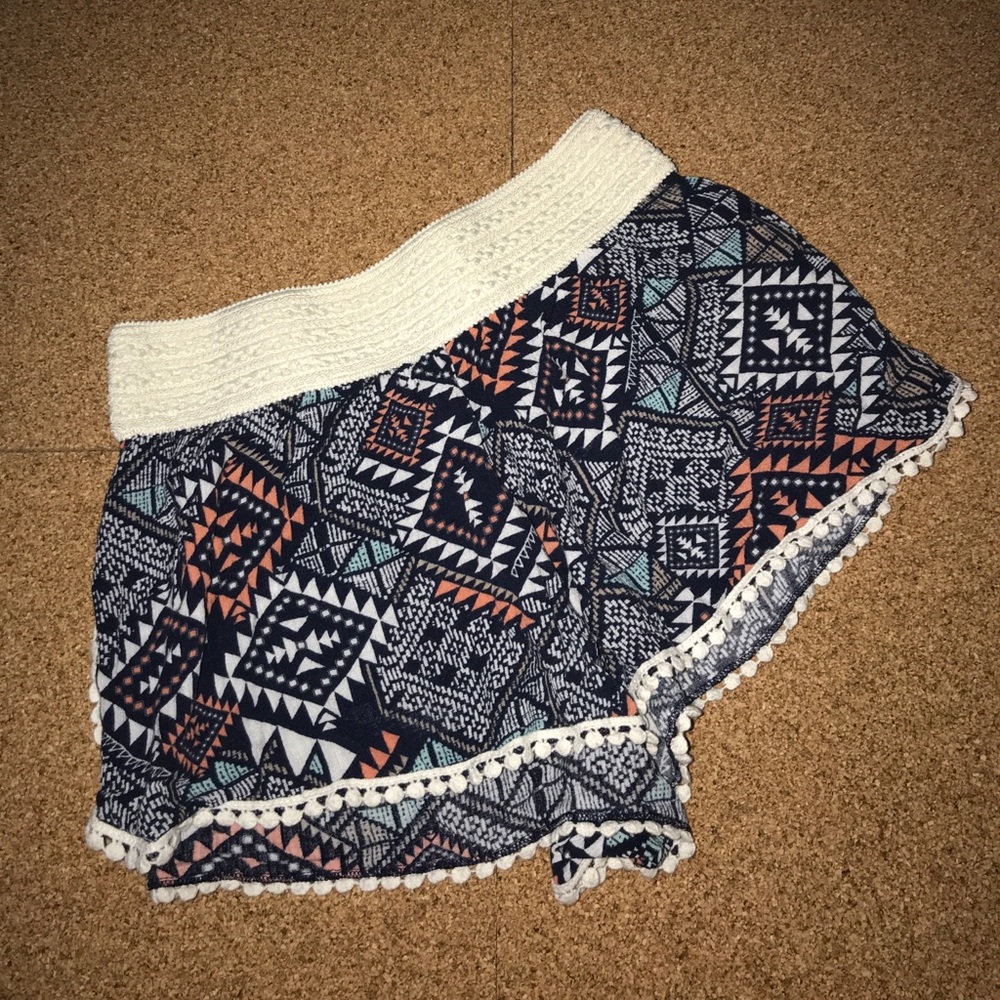 Loose fit summer shorts